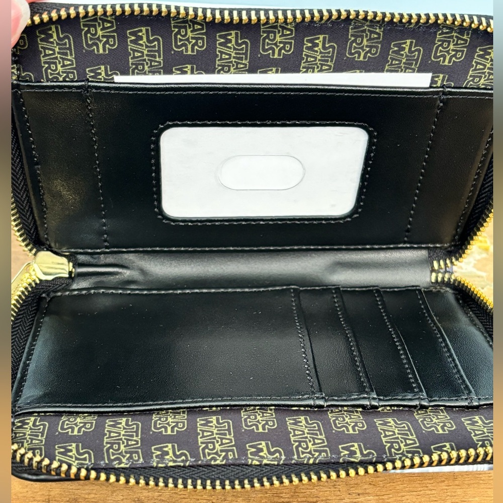 NEW Star Wars A New Hope Luke And Leia Scenes Zip Around Wallet Loungefly NWT - Picture 4 of 4